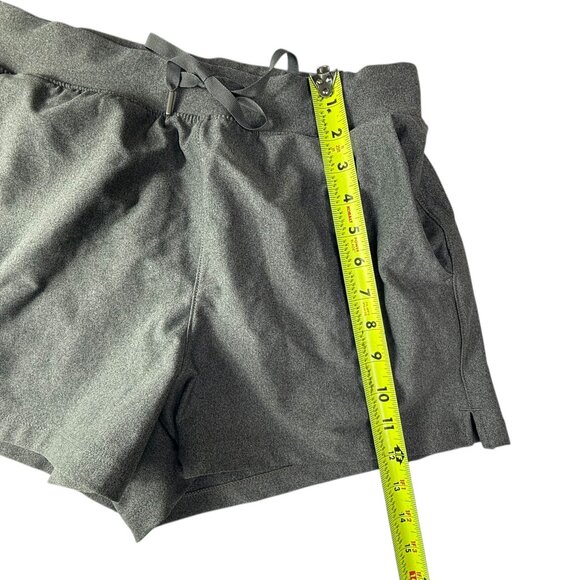 Old Navy Active Shorts Powersoft Gray. High-Rise Go-Dry.  Size women's Small - Picture 6 of 9